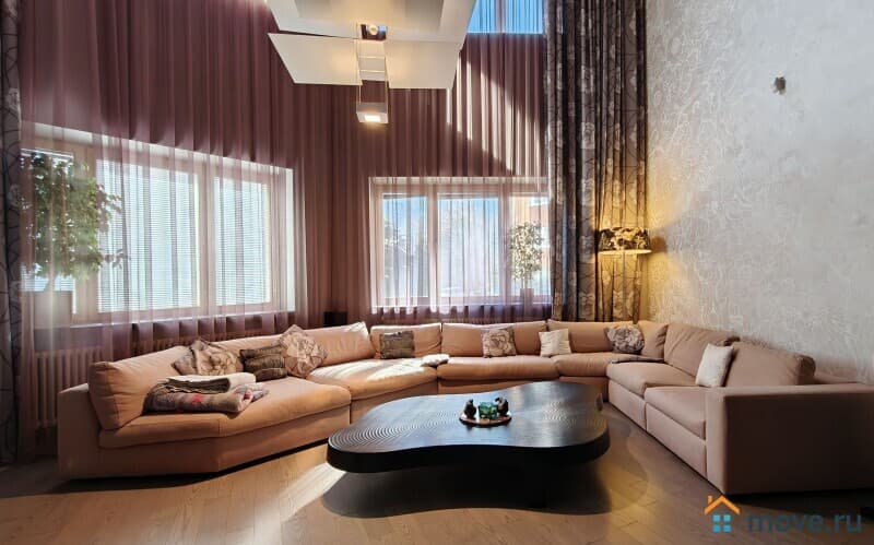 6-комн. квартира, 318 м&sup2;