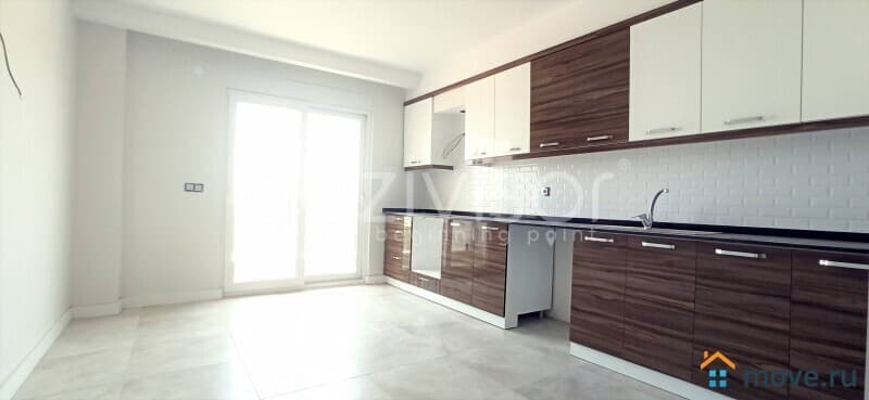 5-комн. апартаменты, 230 м²