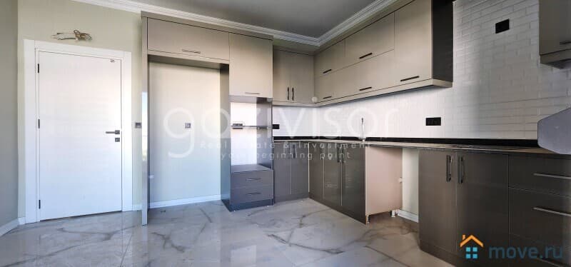 5-комн. квартира, 175 м²