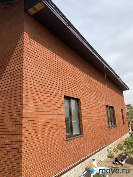 коттедж, 200 м²