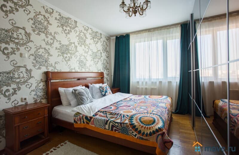 3-комн. квартира, 82 м&sup2;