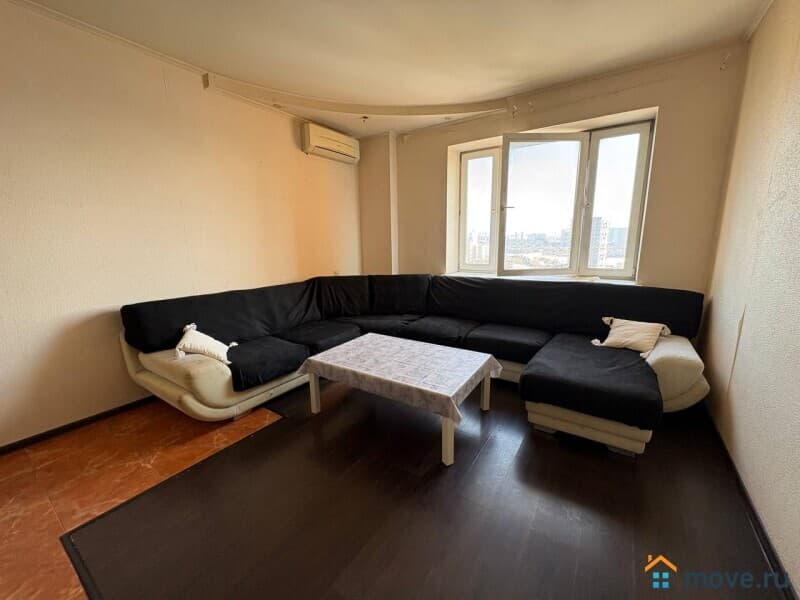 3-комн. квартира, 77 м&sup2;