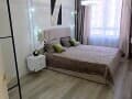 Сдам в аренду посуточно двухкомнатную квартиру, 69 м², этаж 2 из 5. Фото 1