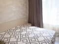 Сдам однокомнатную квартиру на сутки, 49 м², этаж 4 из 9. Фото 1