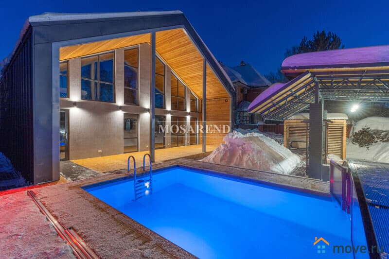 коттедж, 200 м²