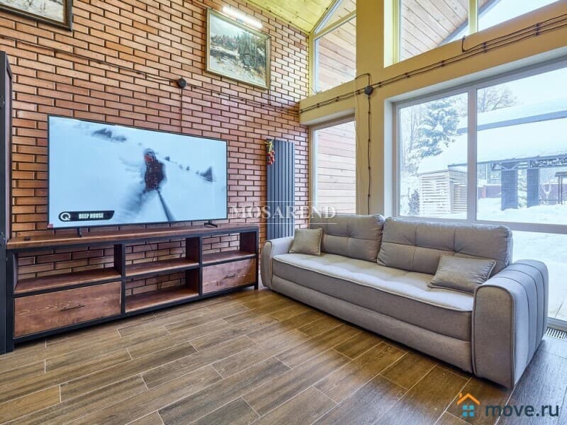 коттедж, 200 м²