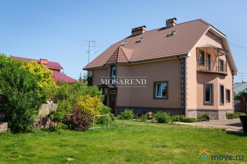 коттедж, 440 м&sup2;