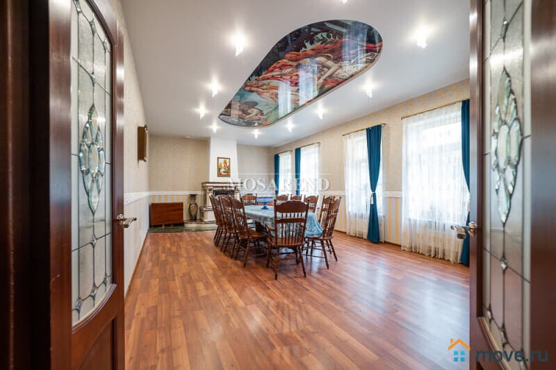 коттедж, 650 м&sup2;