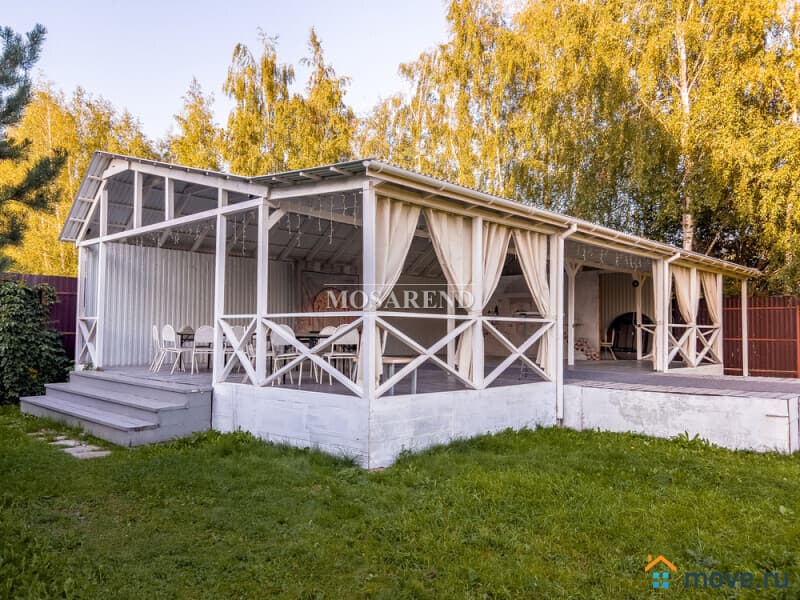 коттедж, 600 м&sup2;