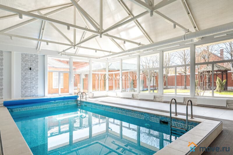 коттедж, 900 м&sup2;