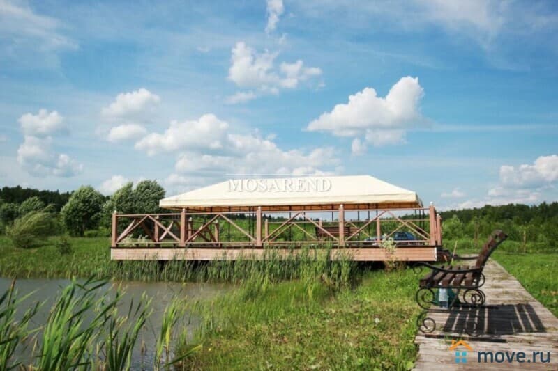 коттедж, 950 м&sup2;