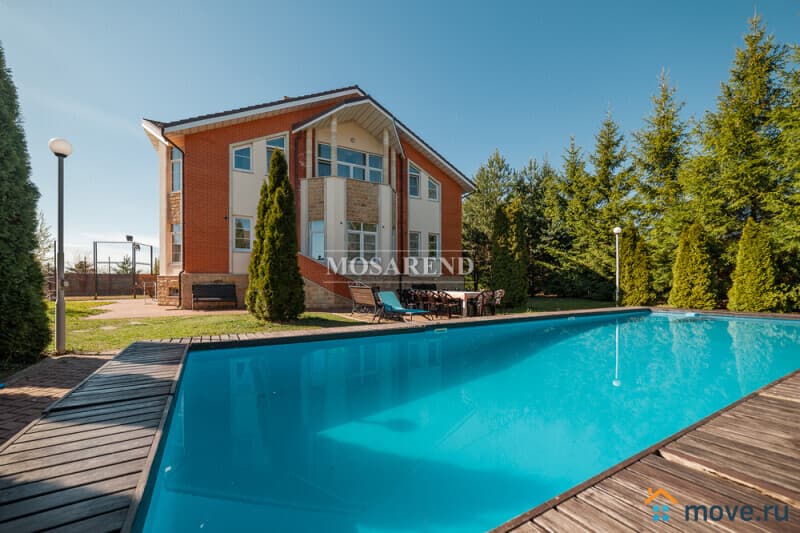 коттедж, 600 м&sup2;