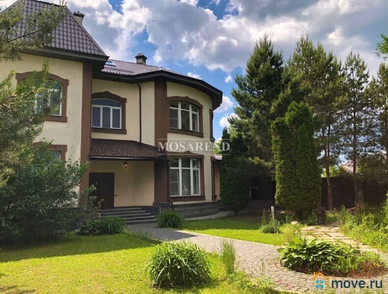 коттедж, 550 м&sup2;