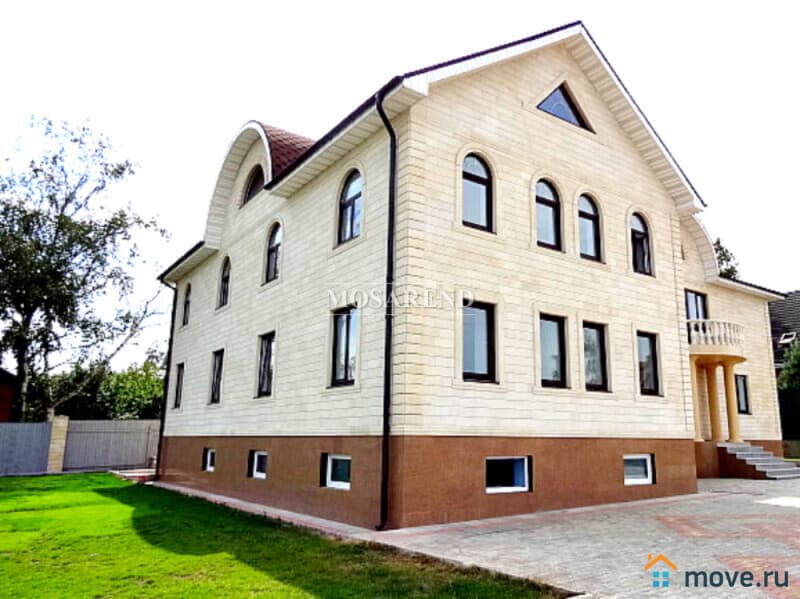 коттедж, 1000 м&sup2;