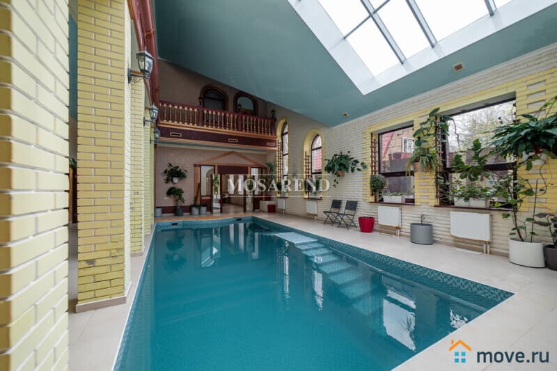 коттедж, 1000 м&sup2;