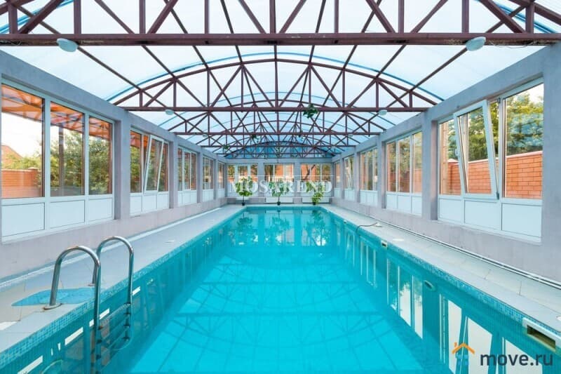 коттедж, 800 м&sup2;