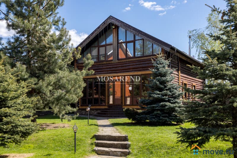 коттедж, 300 м&sup2;