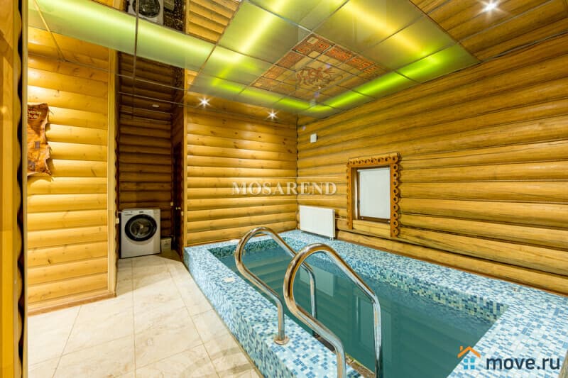 коттедж, 300 м&sup2;