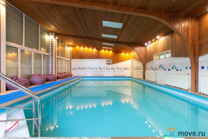 коттедж, 400 м&sup2;