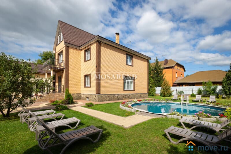 коттедж, 600 м&sup2;