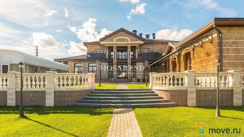 коттедж, 800 м&sup2;