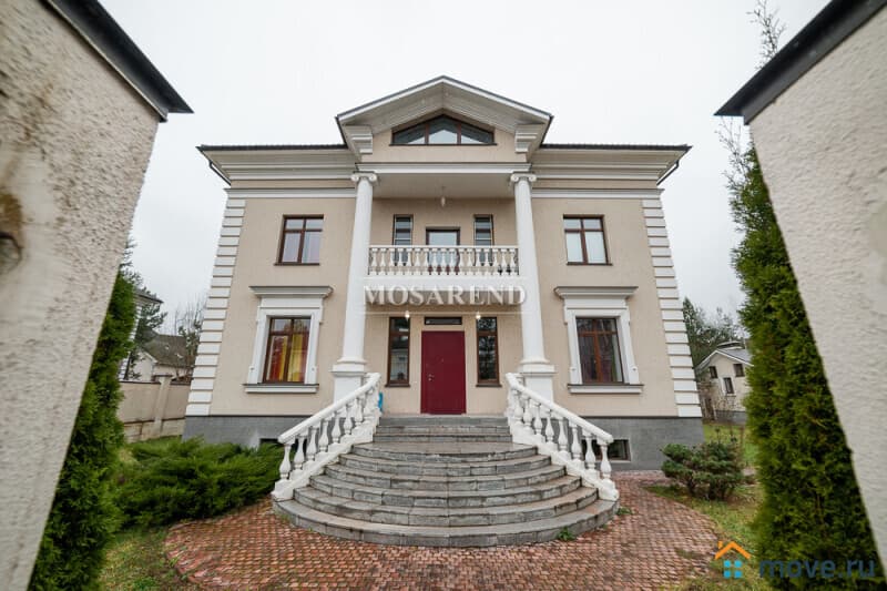 коттедж, 780 м&sup2;