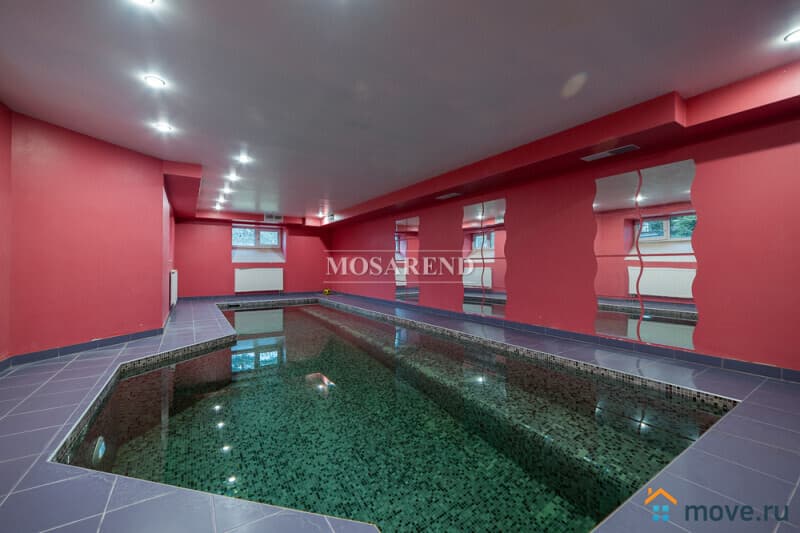 коттедж, 780 м&sup2;