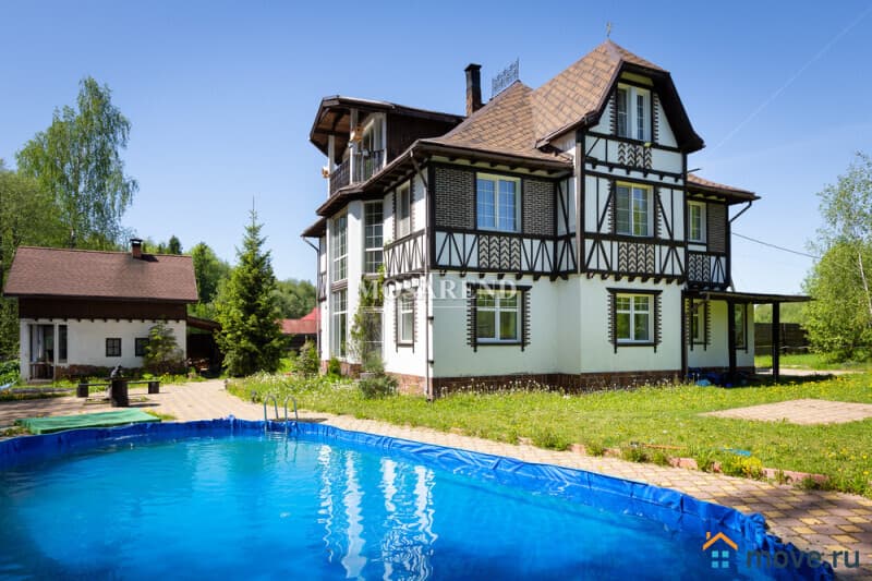 коттедж, 400 м&sup2;