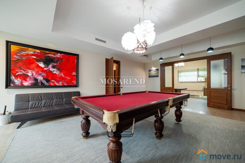 коттедж, 1000 м&sup2;