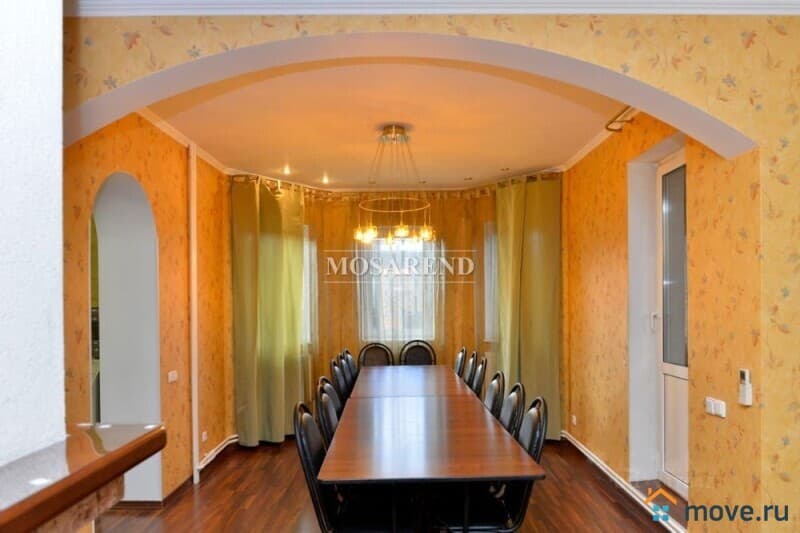 коттедж, 380 м&sup2;