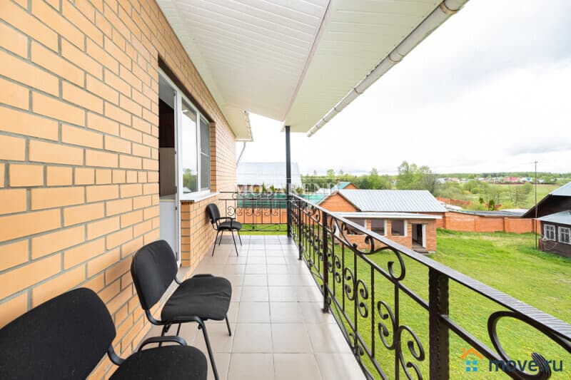 коттедж, 380 м&sup2;