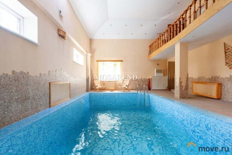 коттедж, 270 м&sup2;