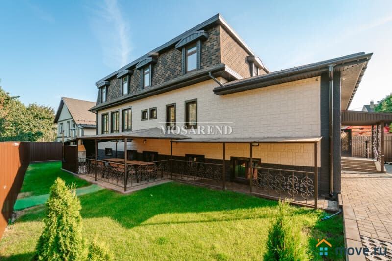 коттедж, 360 м&sup2;