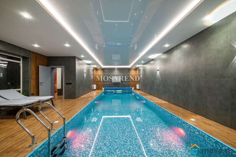 коттедж, 600 м²