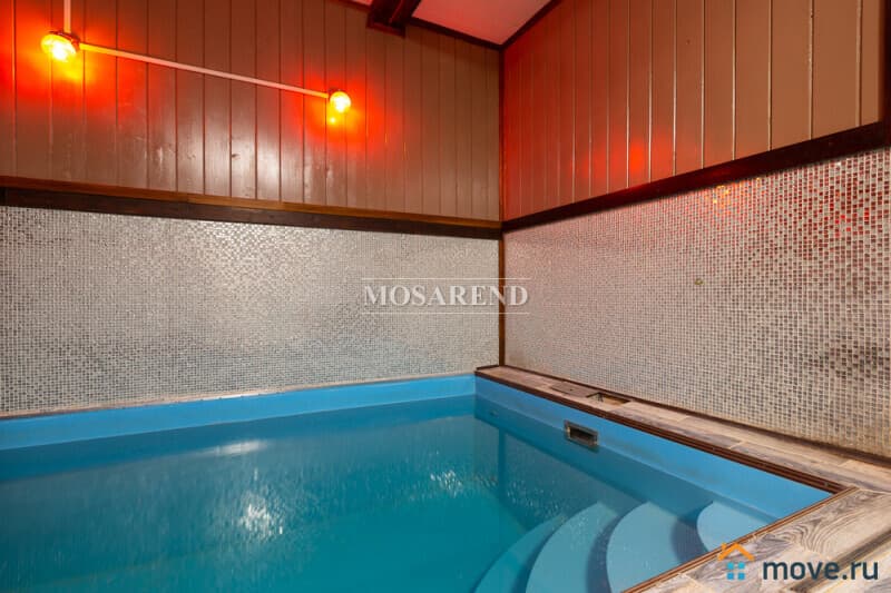 коттедж, 420 м²