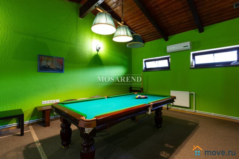 коттедж, 650 м²