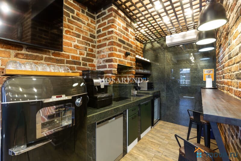 коттедж, 250 м²