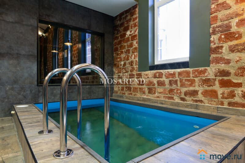 коттедж, 450 м²