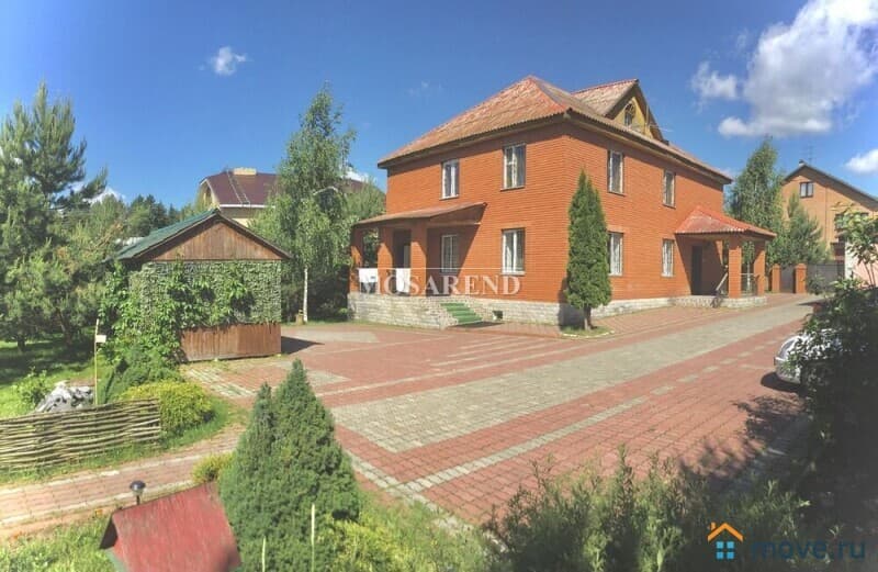 коттедж, 350 м&sup2;