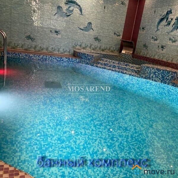 коттедж, 350 м&sup2;