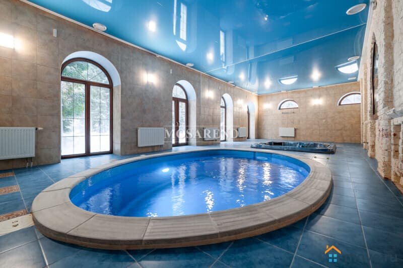 коттедж, 1200 м²