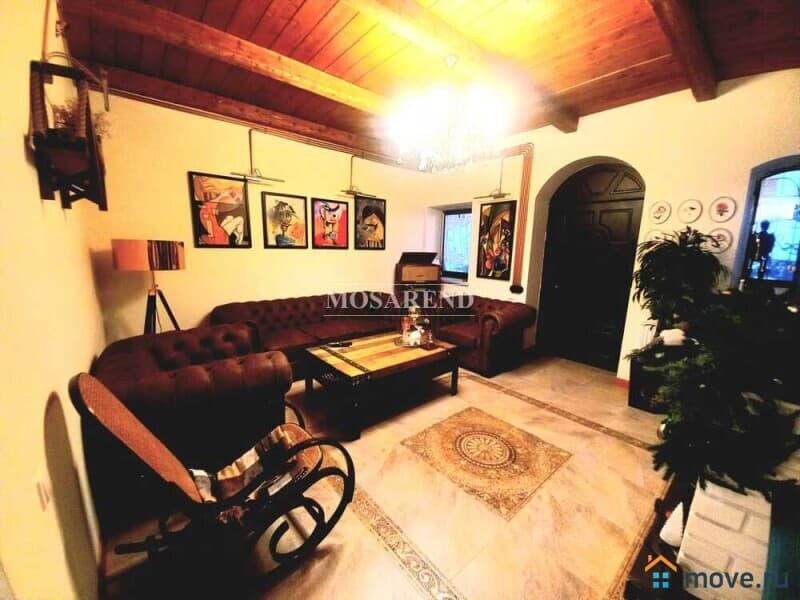 коттедж, 450 м²