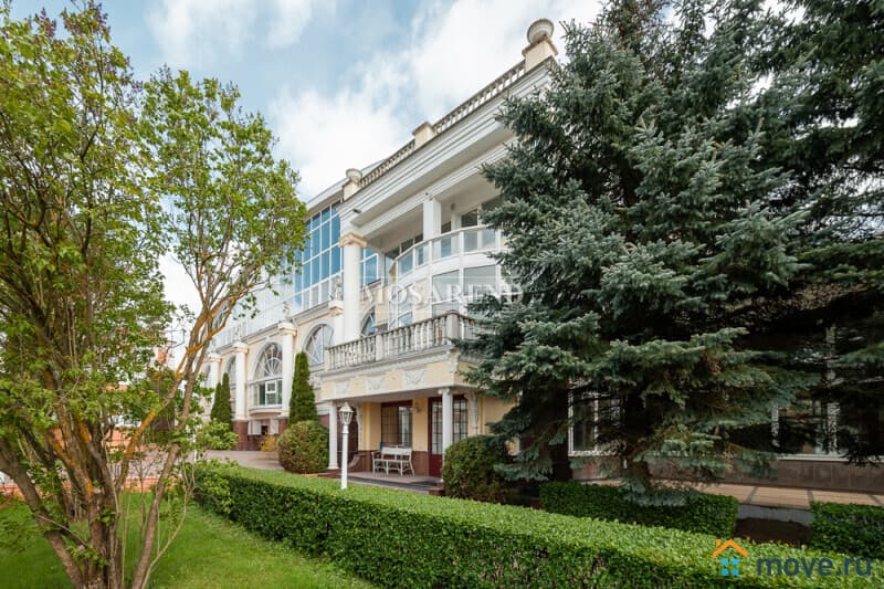 коттедж, 2648 м&sup2;