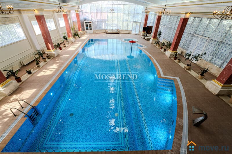 коттедж, 2648 м&sup2;