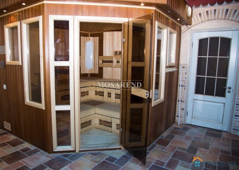 коттедж, 450 м²