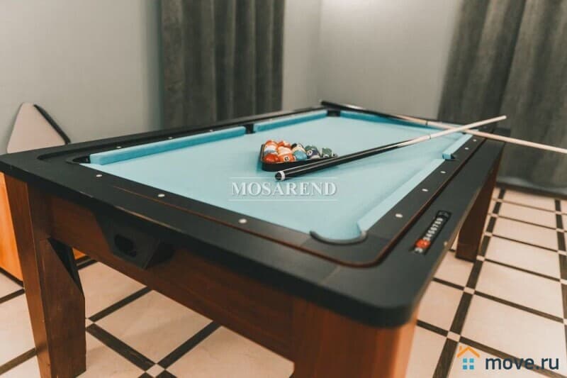 коттедж, 750 м²