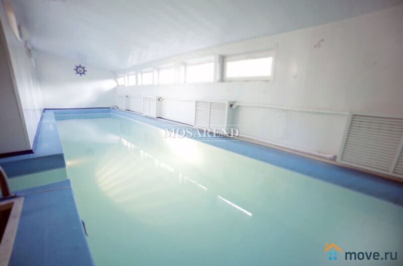 коттедж, 250 м²