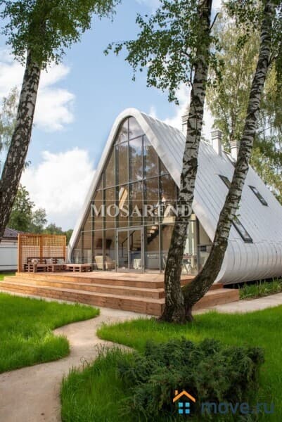 коттедж, 170 м&sup2;