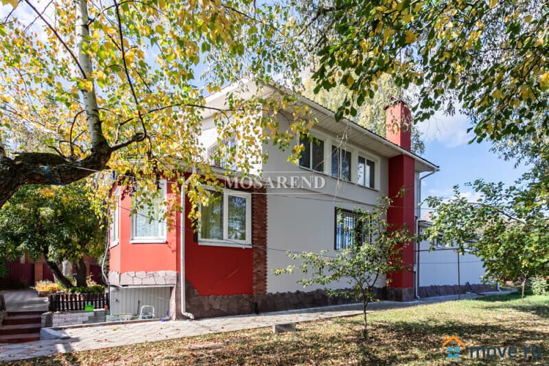 коттедж, 380 м&sup2;