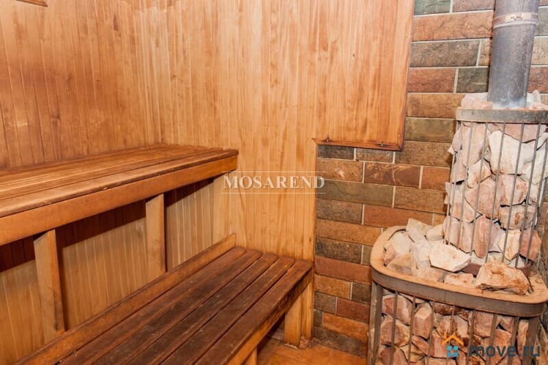 коттедж, 280 м&sup2;